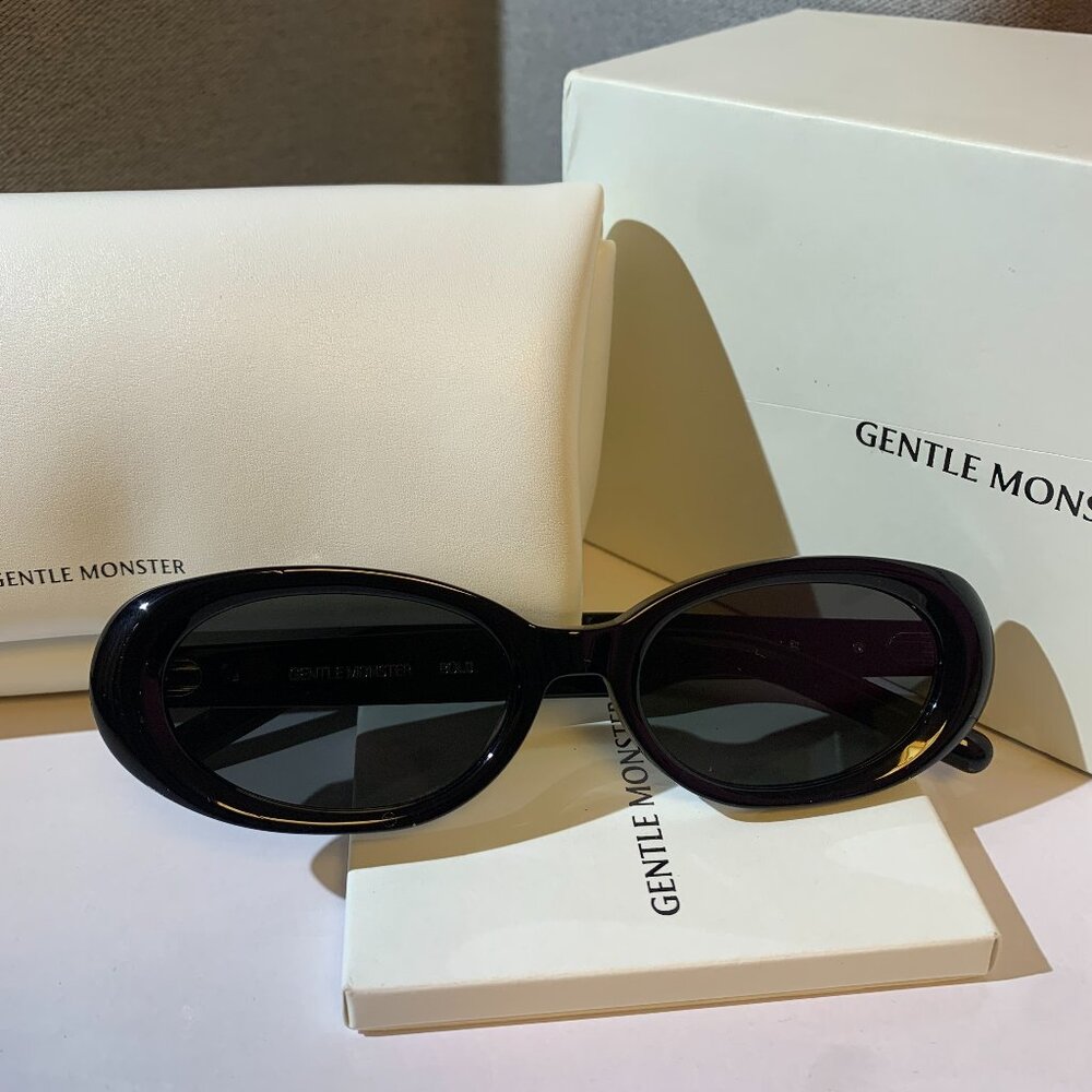 Slim Black Oval Sunglasses